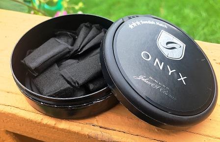 General ONYX Strong Portion Snus gets some air.